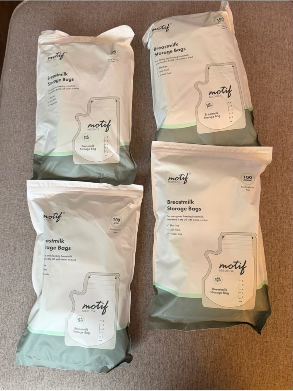 Motif Medical Breastmilk Storage Bags - White & Mint (4 Packs)